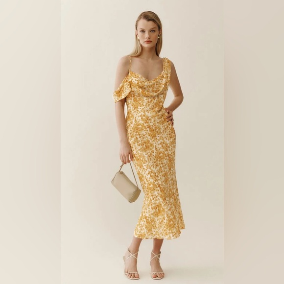 Reformation Dresses & Skirts - Reformation Reya Dress